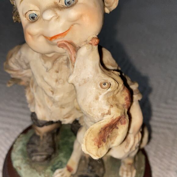 Vintage Giuseppe Armani Figurine - Gullivers World 'Boy & Dog' - Picture 6 of 9
